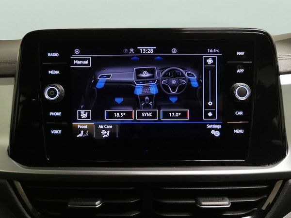 Used Volkswagen T-Roc 2022 for sale - 76248946: Photo 22