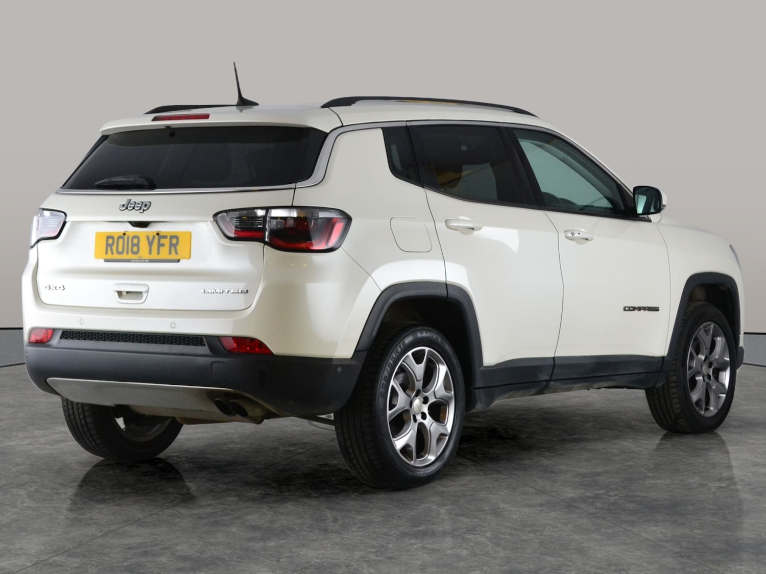 Used Jeep Compass 2018 for sale - 77776088: Photo 12