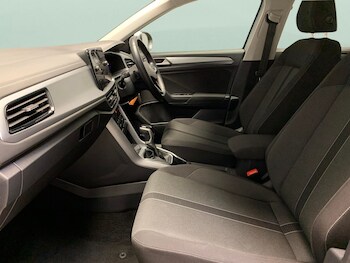 Used Volkswagen T-Roc 2023 for sale - 77321486: Photo