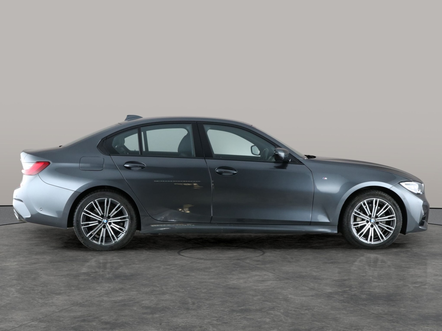 Used BMW 3 Series 2019 for sale - 76777780: Photo 10