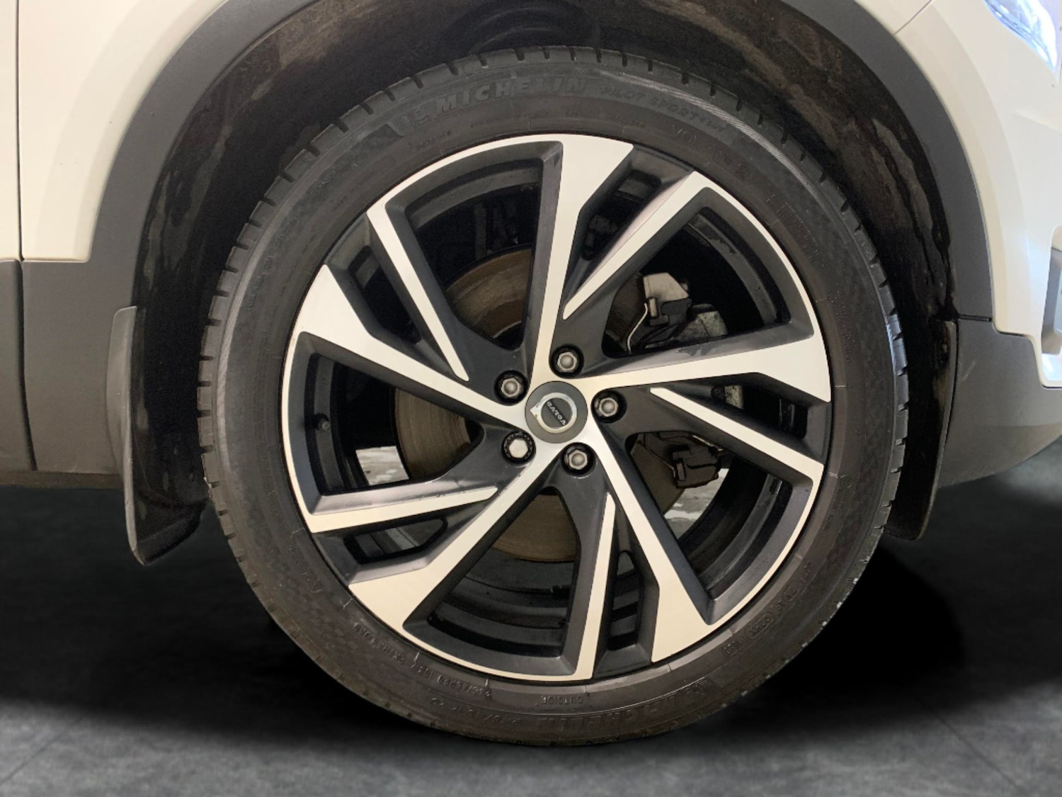 Used Volvo XC40 2020 for sale - 76940370: Photo 21