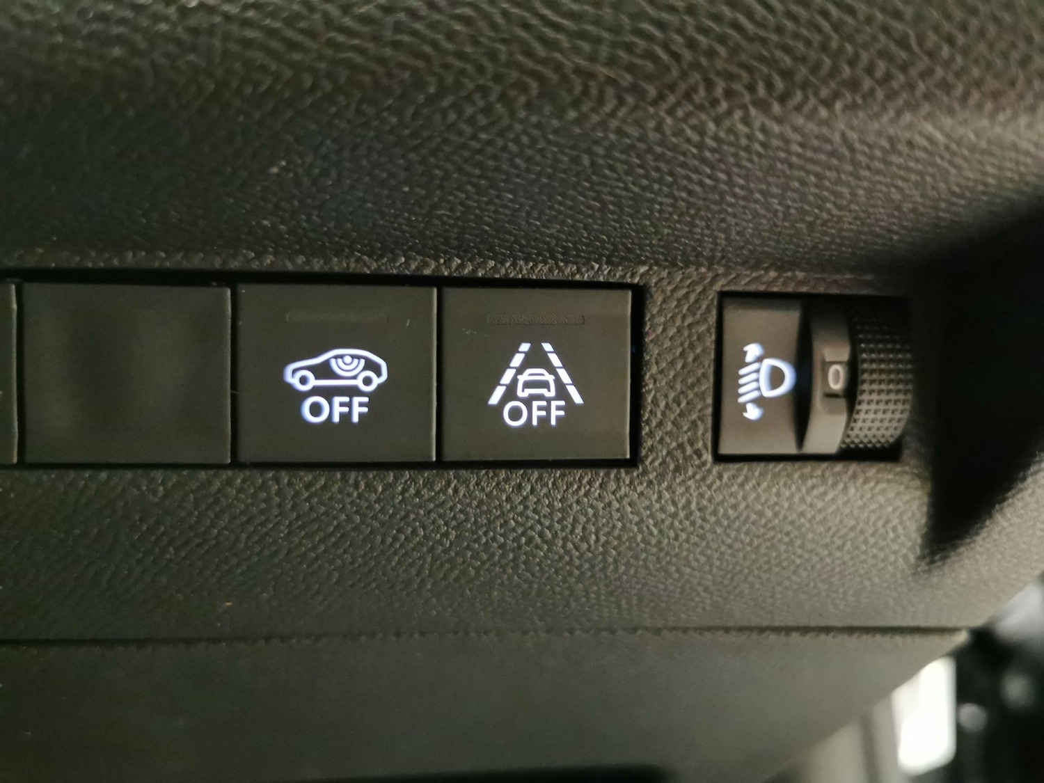 Used Peugeot E-2008 2021 for sale - 76773751: Photo 21