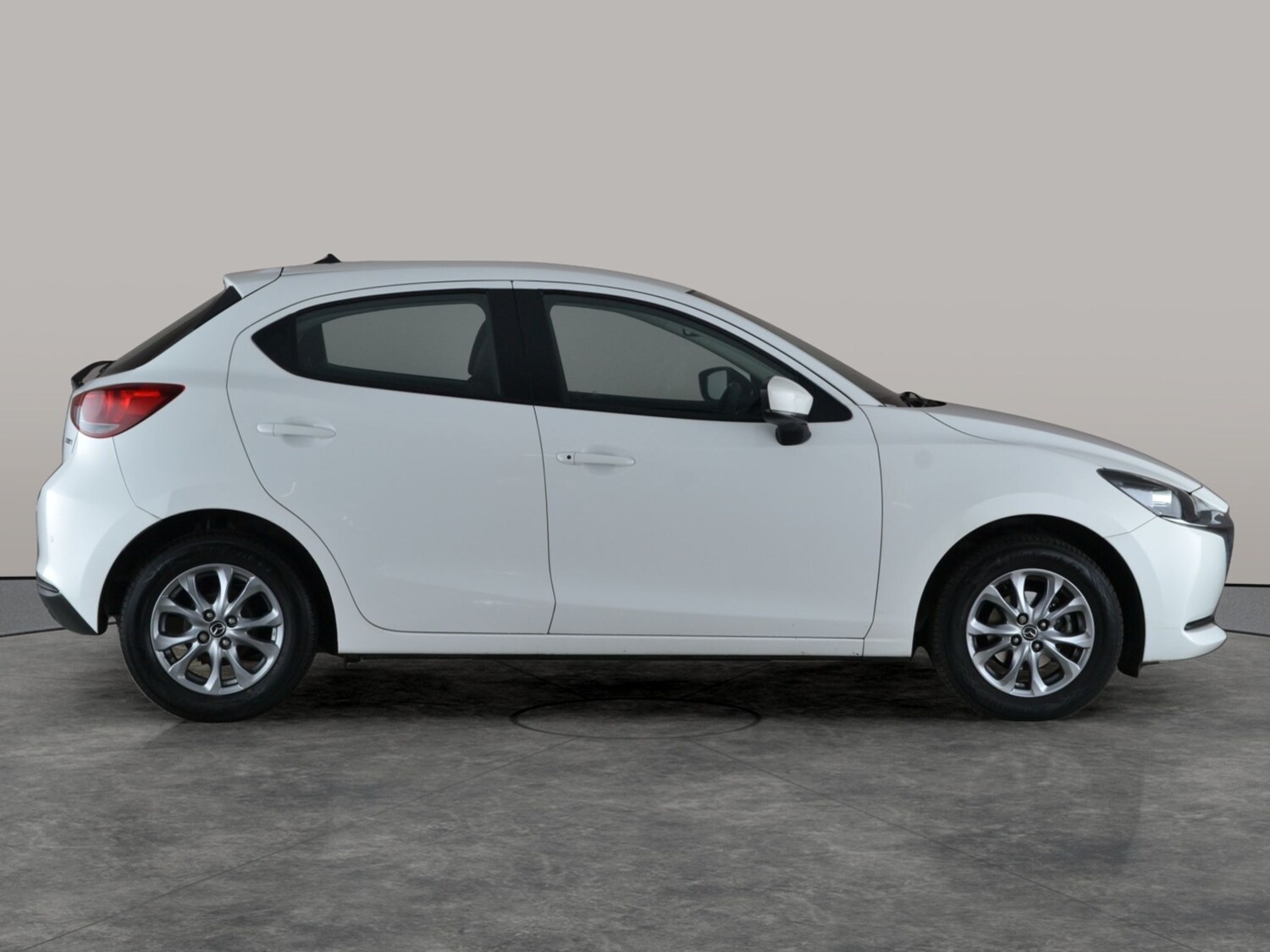 Used Mazda Mazda2 2023 for sale - 77686168: Photo 9
