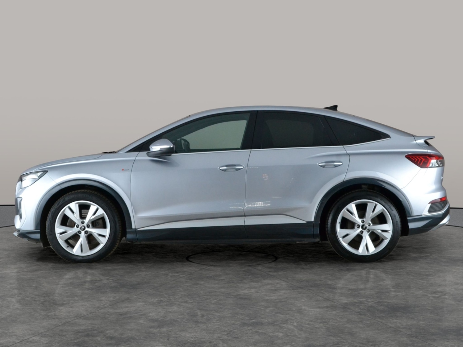 Used Audi Q4 e-tron 2022 for sale - 77715932: Photo 13