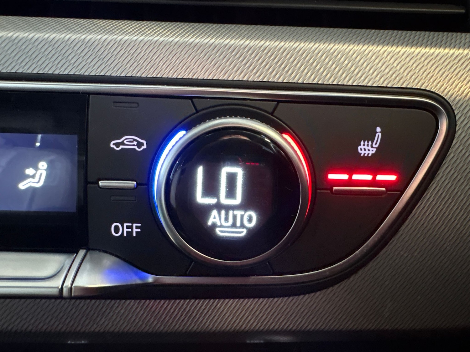 Used Audi A4 2021 for sale - 76722582: Photo 18