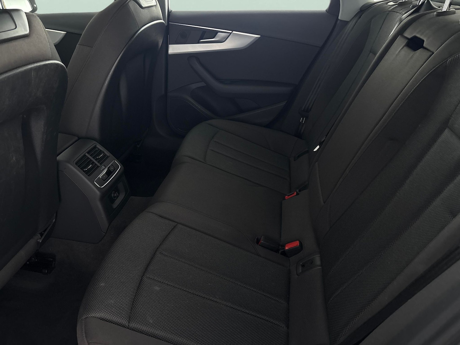 Used Audi A4 2021 for sale - 76722582: Photo 30