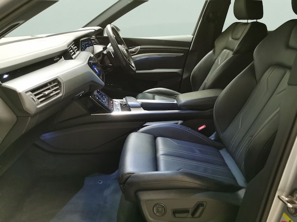 Used Audi e-tron 2022 for sale - 76204974: Photo 5