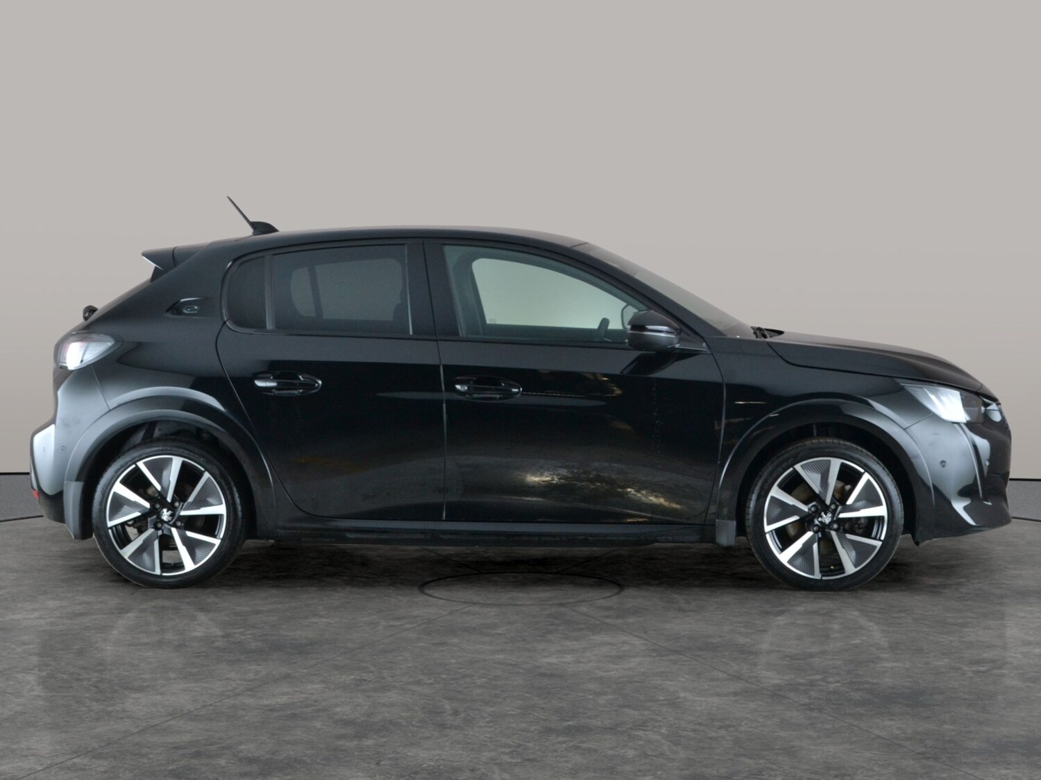 Used Peugeot 208 2020 for sale - 77576986: Photo 9