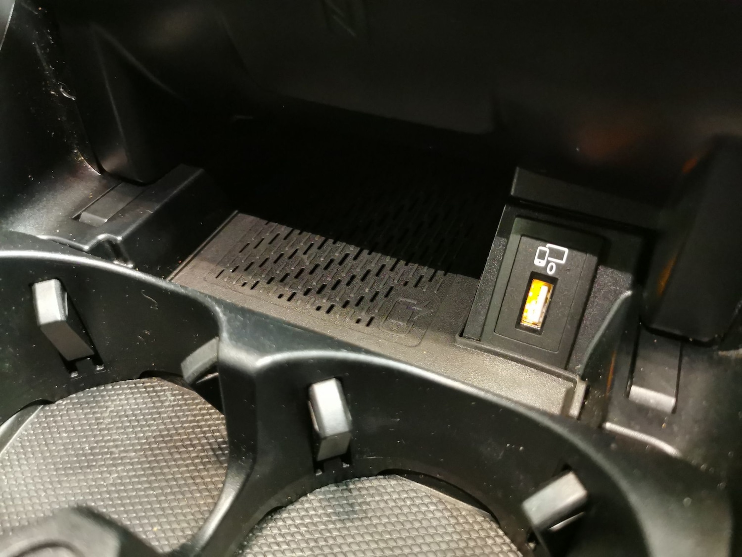 Used Mercedes-Benz C Class 2019 for sale - 76664736: Photo 21