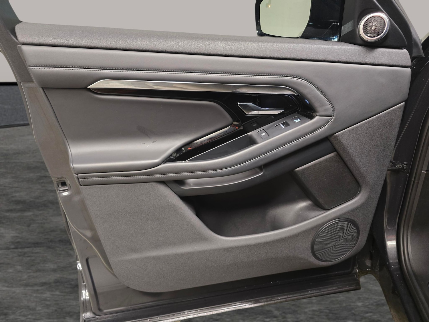 Used Land Rover Range Rover Evoque 2021 for sale - 76669361: Photo 32