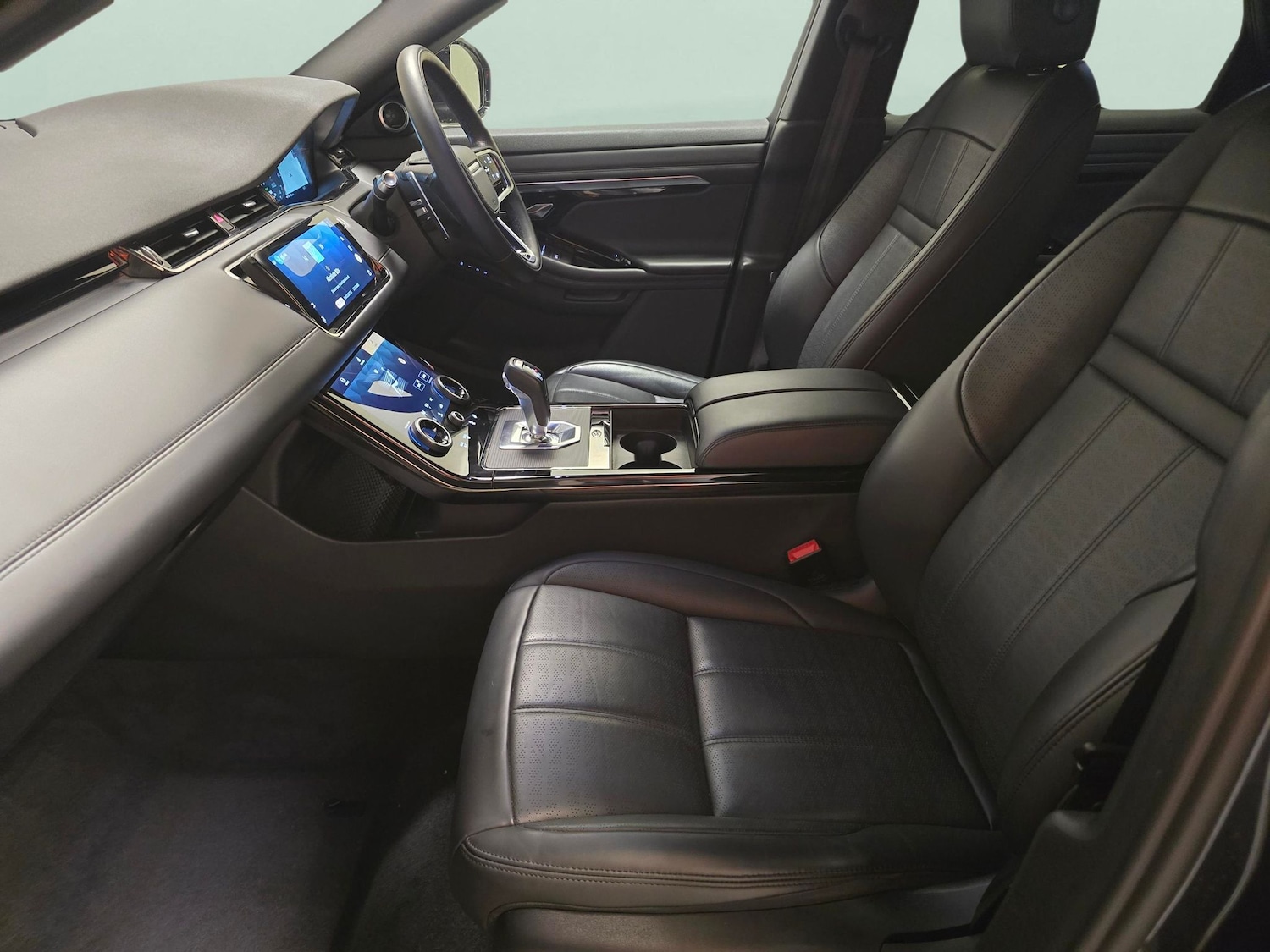 Used Land Rover Range Rover Evoque 2021 for sale - 76669361: Photo 4