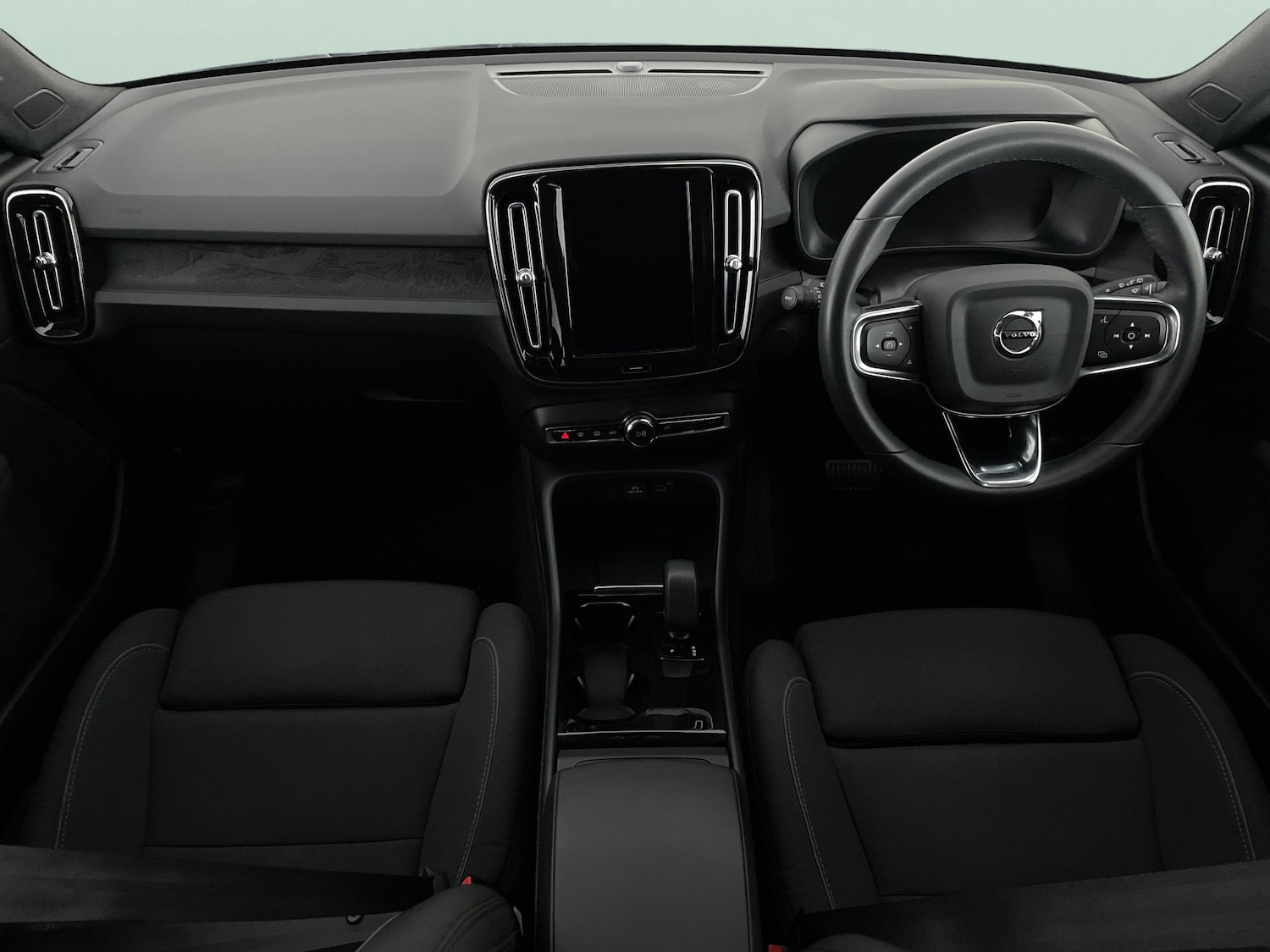 Used Volvo XC40 2023 for sale - 78107807: Photo 6