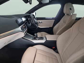 Used BMW 3 Series 2020 for sale - 76176832: Photo 4