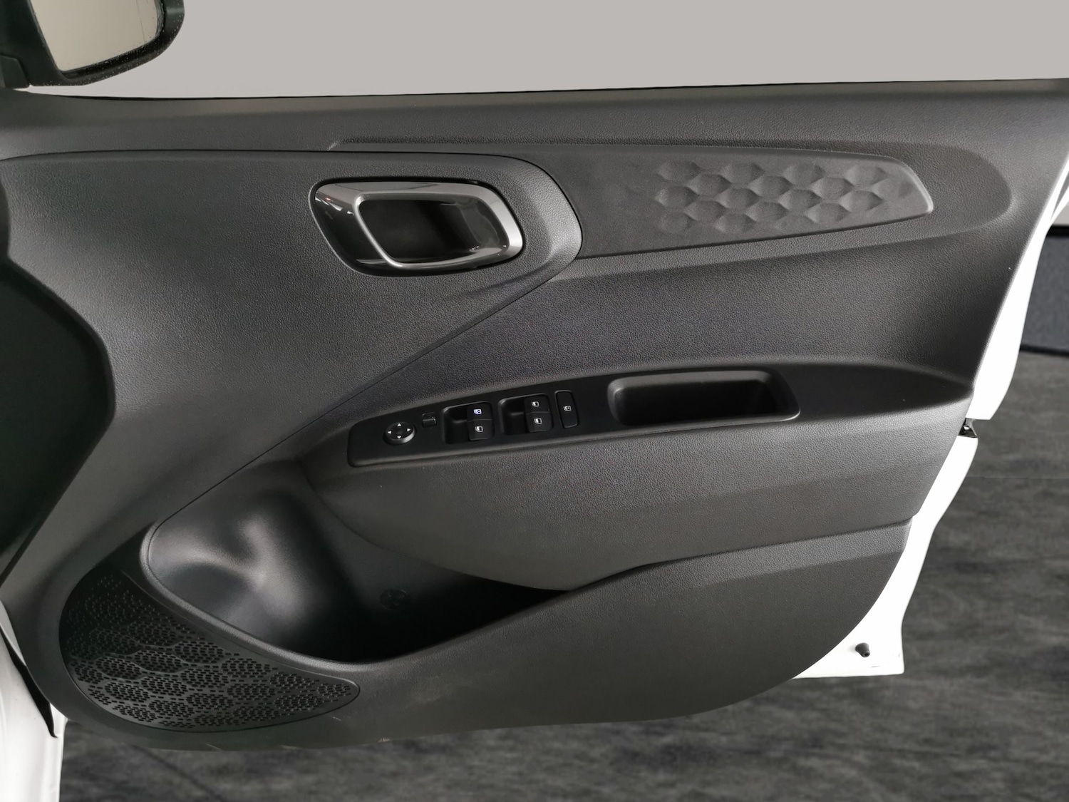 Used Hyundai i10 2023 for sale - 77240643: Photo 29