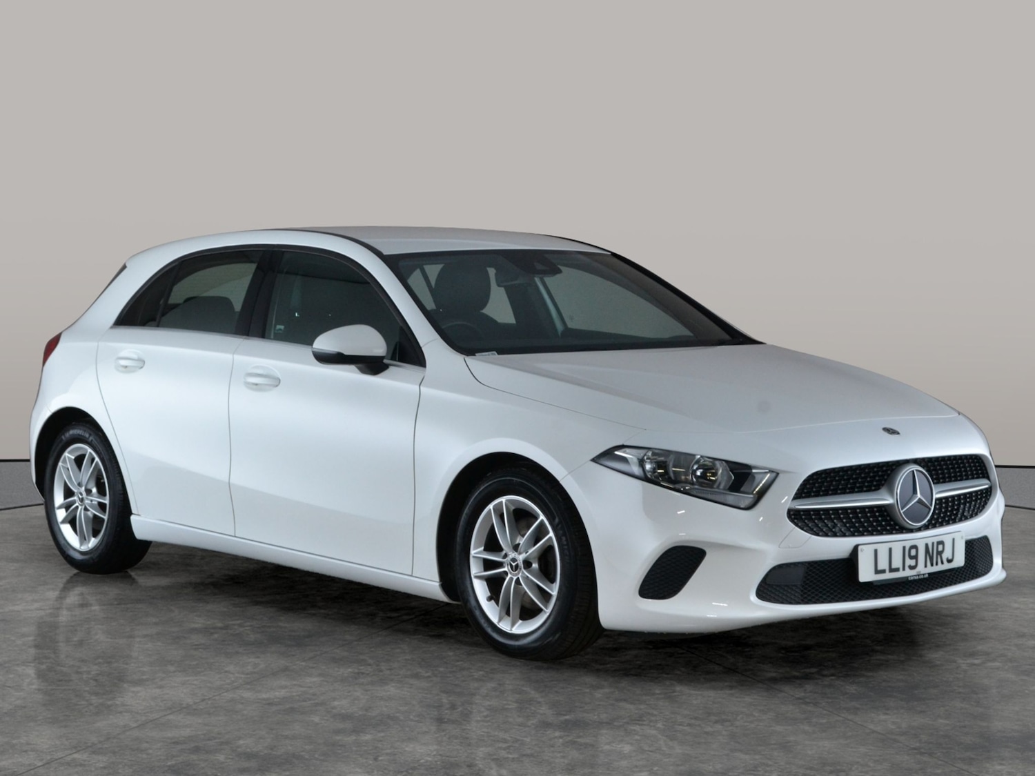 Used Mercedes-Benz A-Class 2019 for sale - 77641108: Photo 8