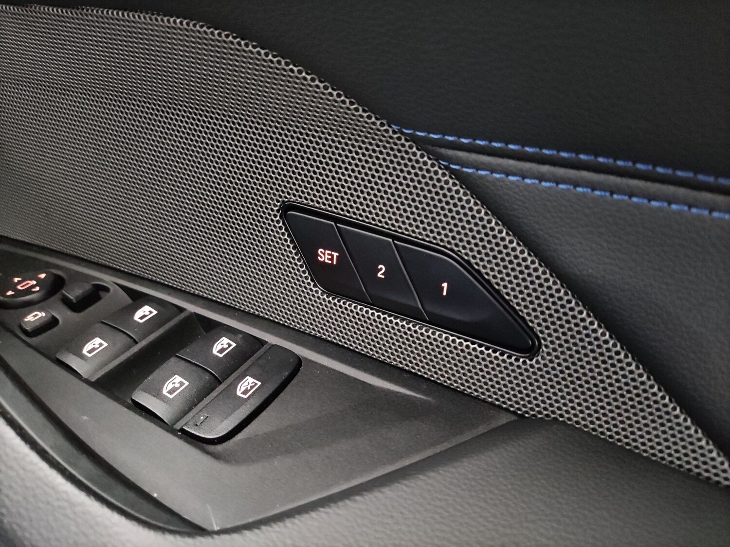 Used BMW i4 2023 for sale - 78163695: Photo 19