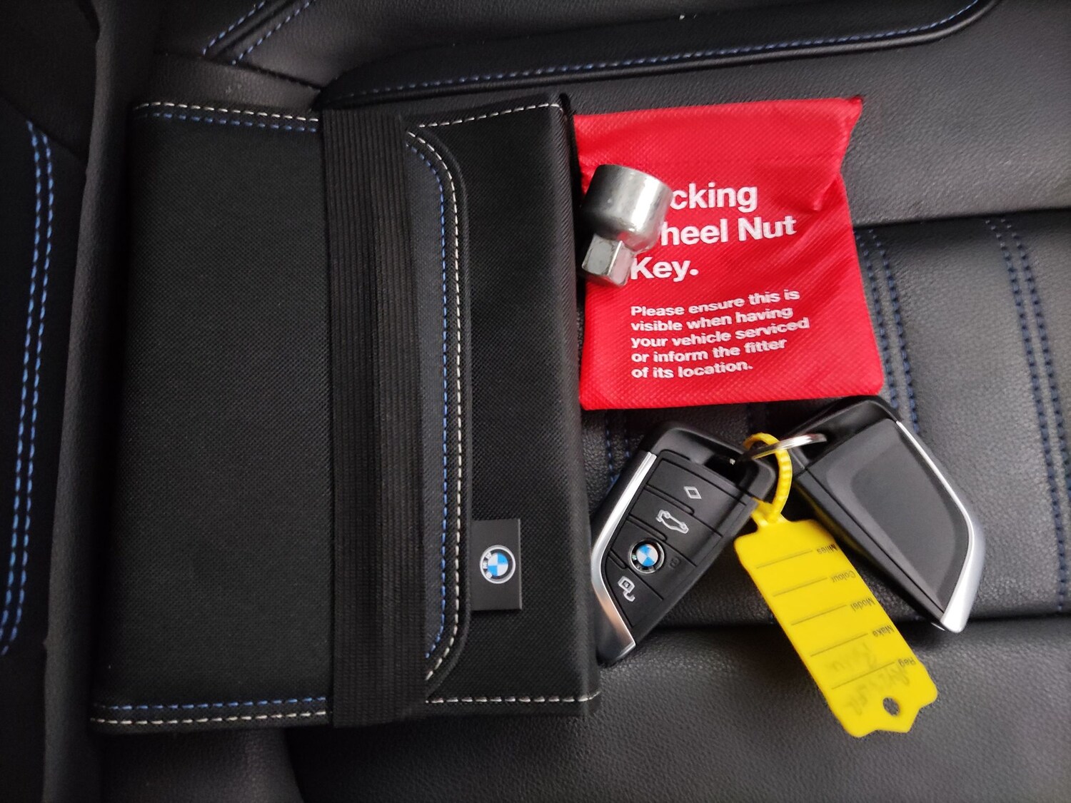 Used BMW i4 2023 for sale - 78163695: Photo 40