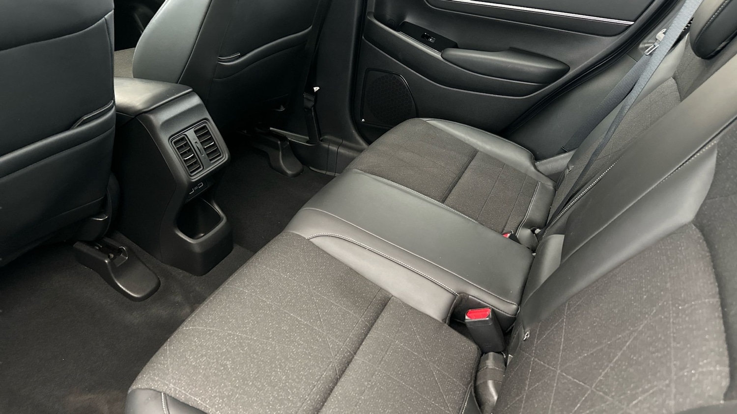 Used Honda HR-V 2022 for sale - 77398779: Photo 17