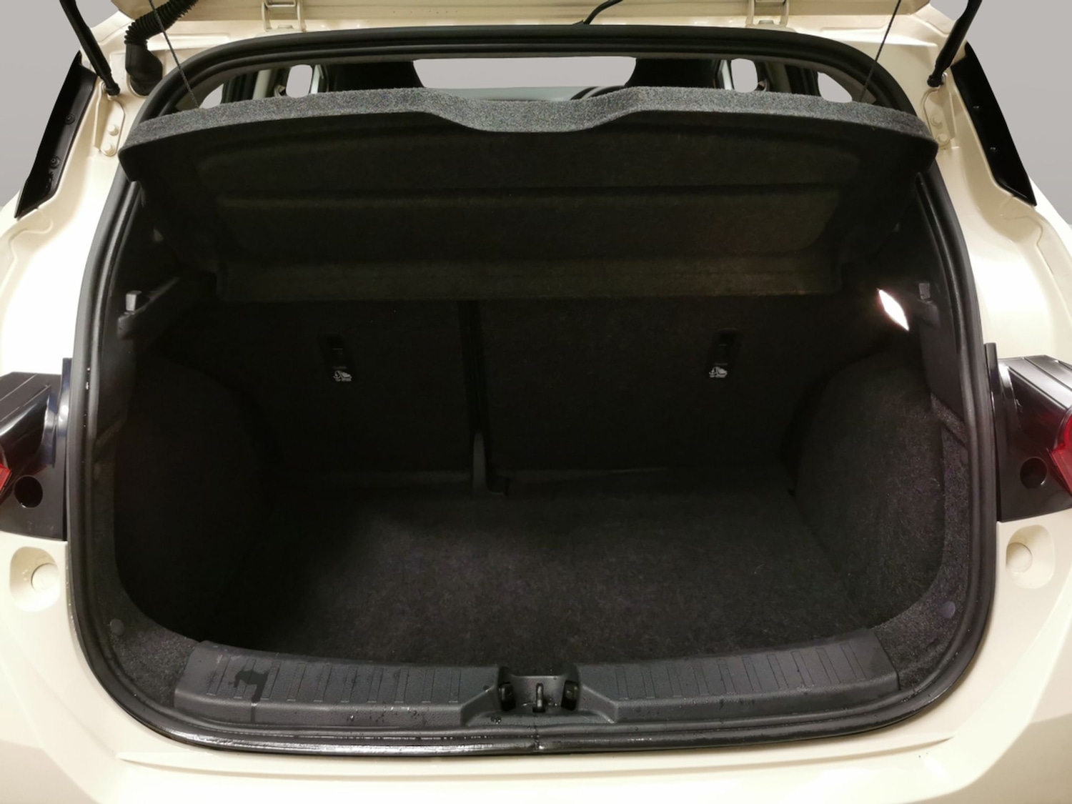 Used Nissan Micra 2021 for sale - 77795372: Photo 28