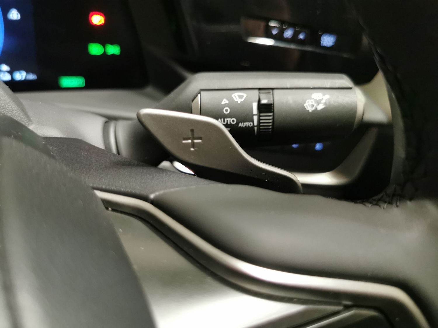 Used Lexus RZ 2024 for sale - 77020077: Photo 23