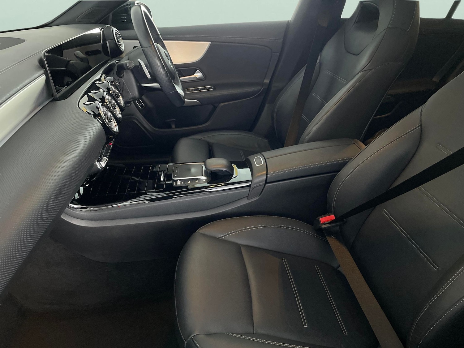 Used Mercedes-Benz CLA 2022 for sale - 77219177: Photo 4