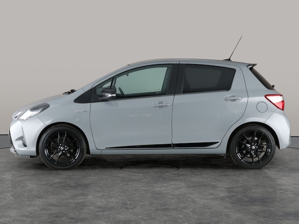 Used Toyota Yaris 2020 for sale - 76218102: Photo 18
