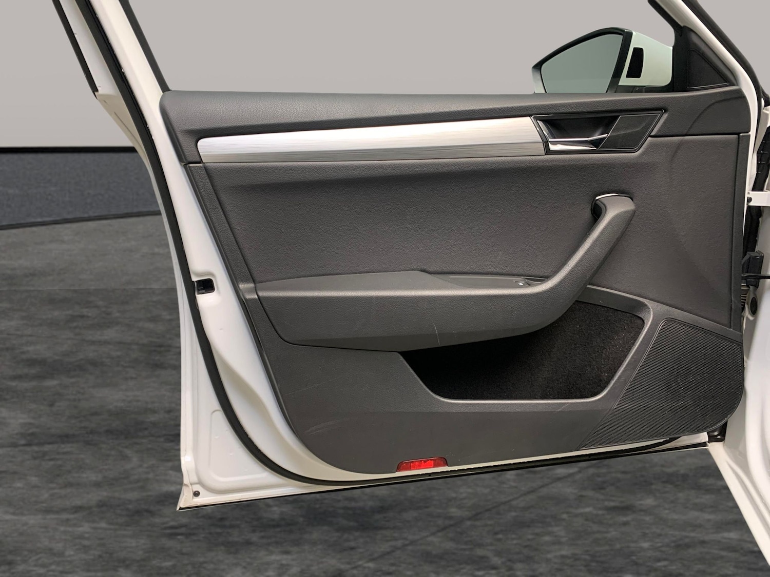 Used Skoda Superb 2021 for sale - 76534223: Photo 25