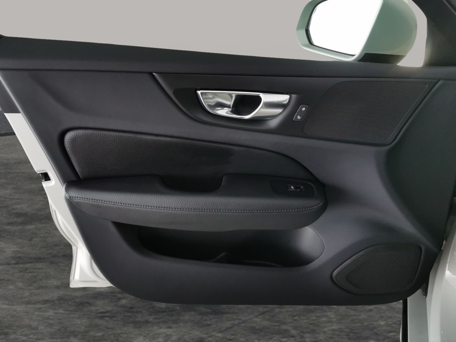 Used Volvo V60 2022 for sale - 76626145: Photo 30