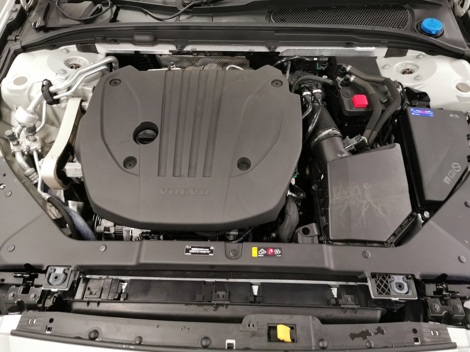 Used Volvo V60 2022 for sale - 76626145: Photo 35