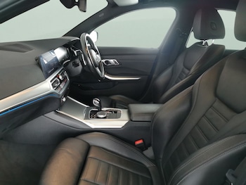 Used BMW 3 Series 2021 for sale - 76400972: Photo