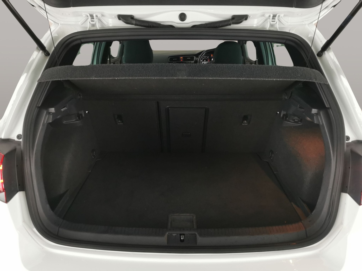 Used Volkswagen Golf 2019 for sale - 77428492: Photo 33