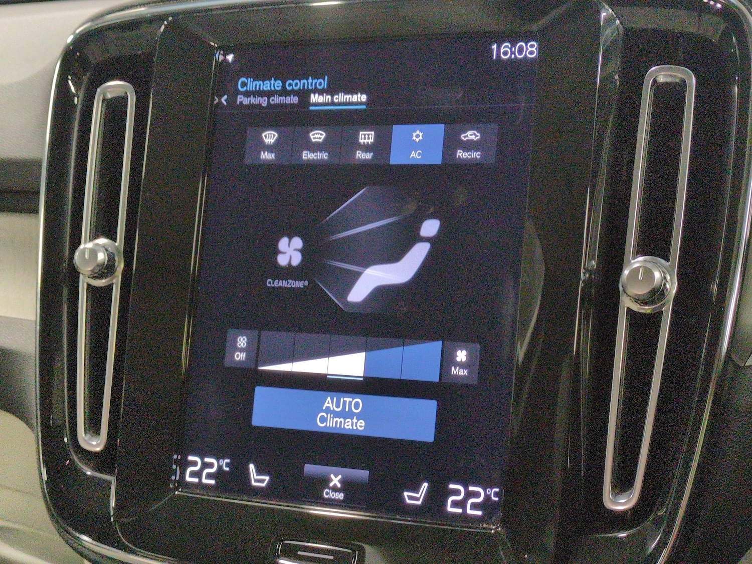 Used Volvo XC40 for sale - 77013311: Photo 22