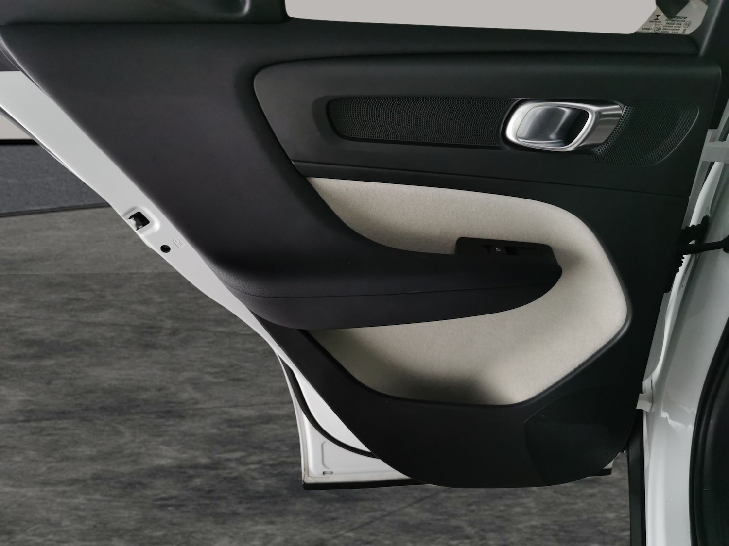 Used Volvo XC40 for sale - 77013311: Photo 34