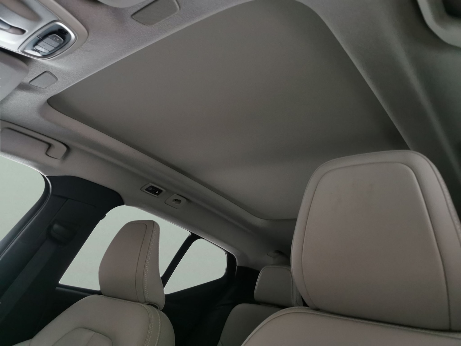 Used Volvo XC40 for sale - 77013311: Photo 5