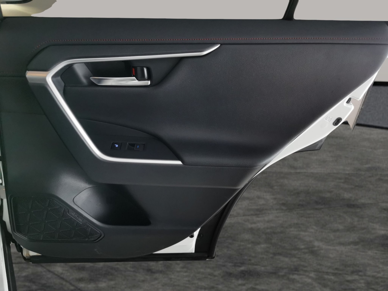 Used Toyota RAV4 2021 for sale - 77003061: Photo 33