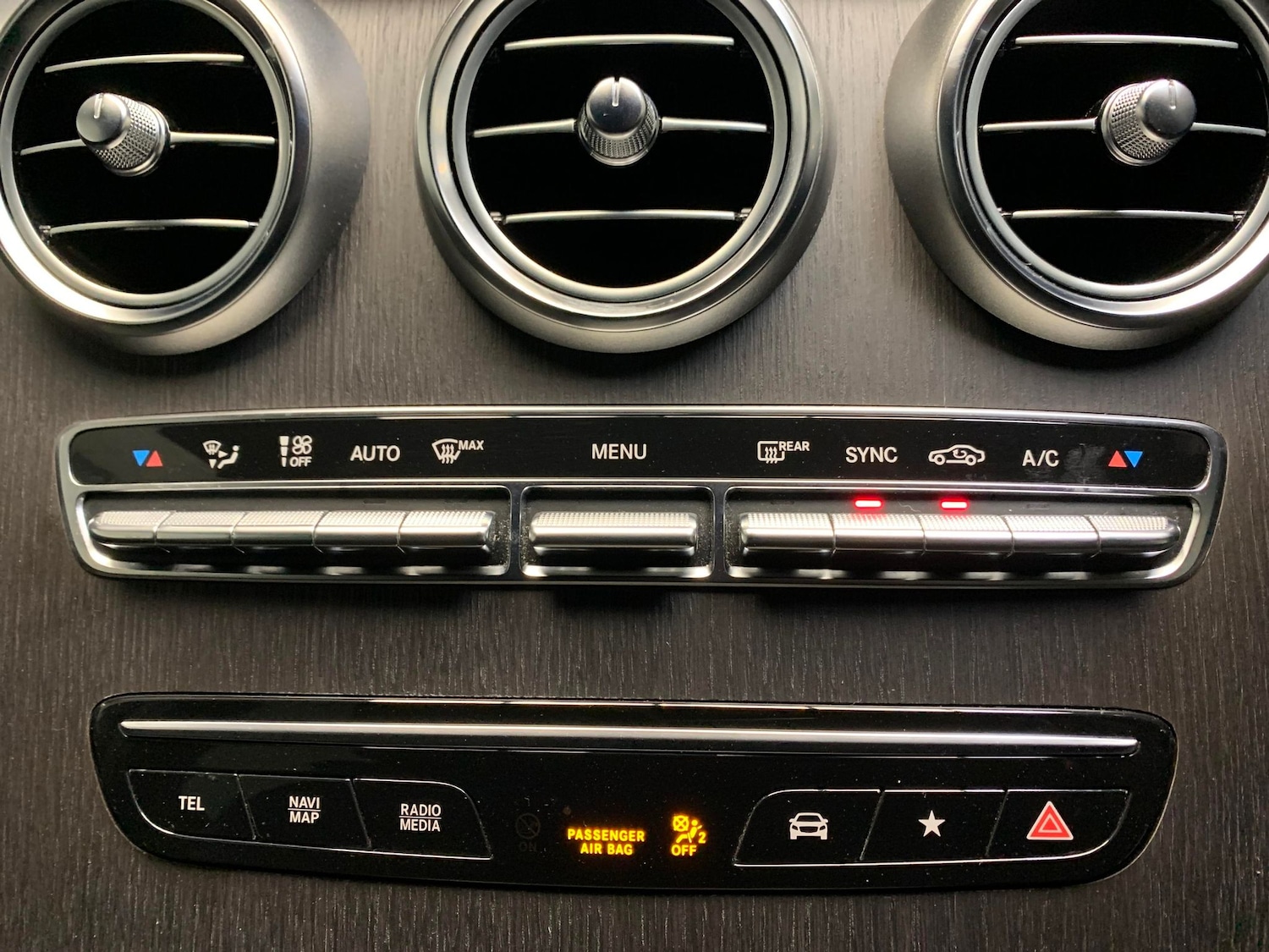 Used Mercedes-Benz GLC 2020 for sale - 76554920: Photo 16