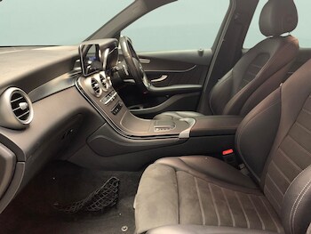 Used Mercedes-Benz GLC 2020 for sale - 76554920: Photo