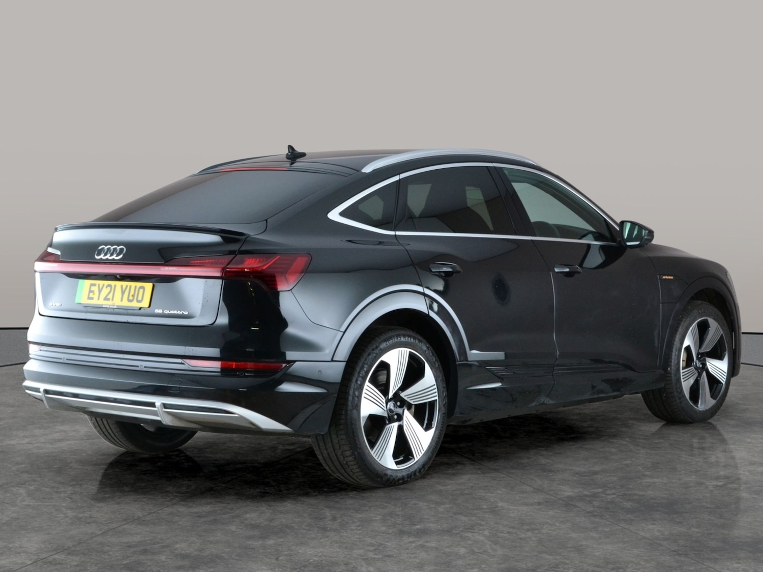 Used Audi e-tron 2021 for sale - 77165651: Photo 10
