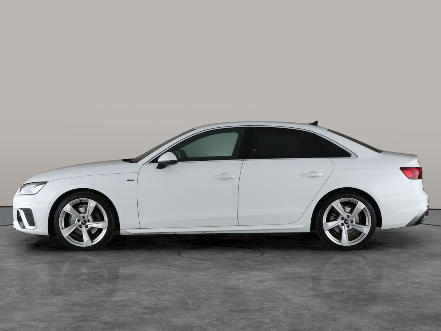 Used Audi A4 2023 for sale - 76374849: Photo 17