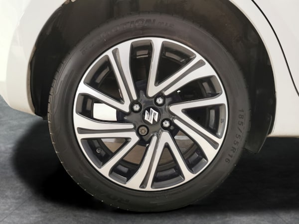 Used Suzuki Swift 2023 for sale - 76222237: Photo 31