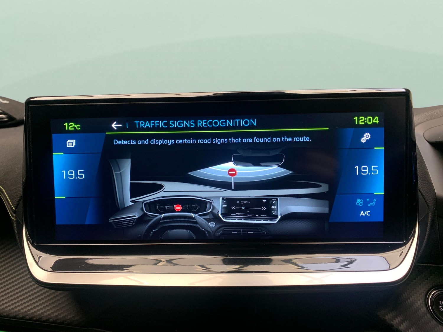 Used Peugeot E-2008 2023 for sale - 78095602: Photo 19