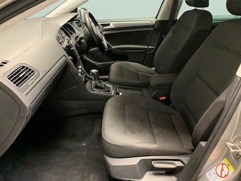 Used Volkswagen Golf 2020 for sale - 77789933: Photo