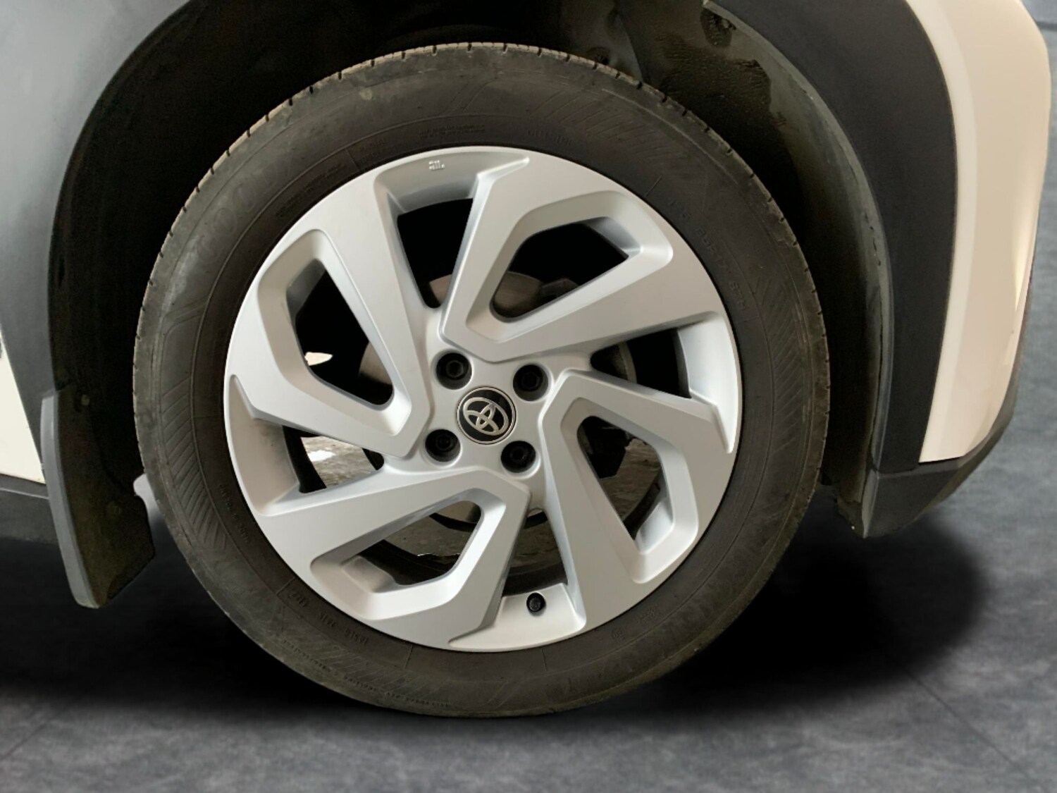 Used Toyota Aygo X 2023 for sale - 78210998: Photo 23