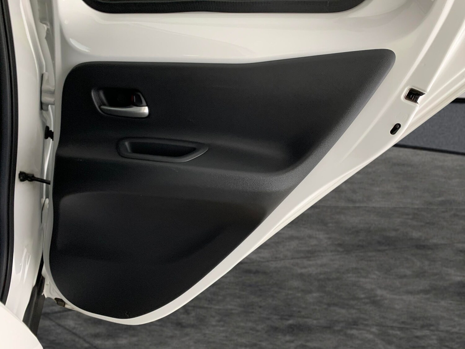 Used Toyota Aygo X 2023 for sale - 78210998: Photo 28