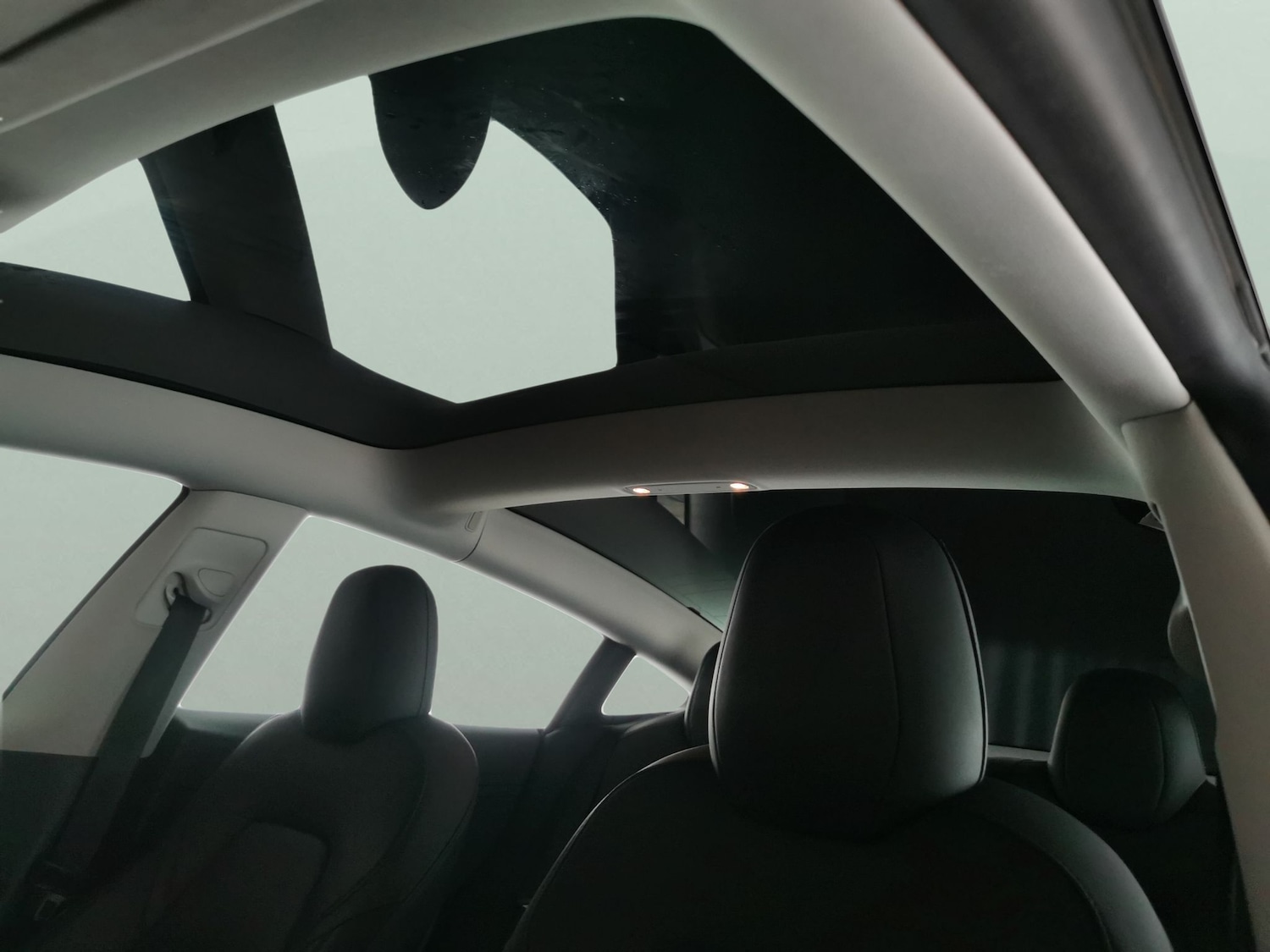 Used Tesla Model 3 2021 for sale - 77013305: Photo 5