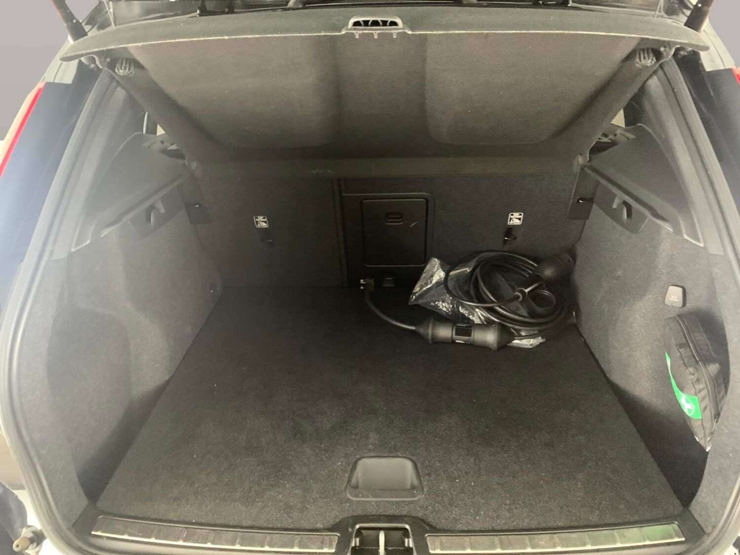 Used Volvo XC40 2022 for sale - 77676037: Photo 33