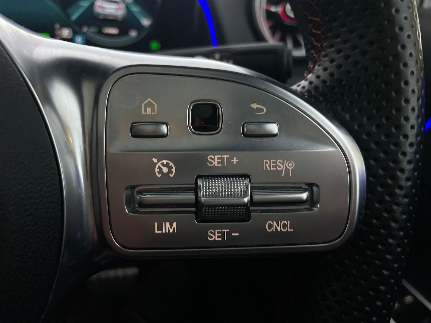 Used Mercedes-Benz EQB 2022 for sale - 77443160: Photo 27