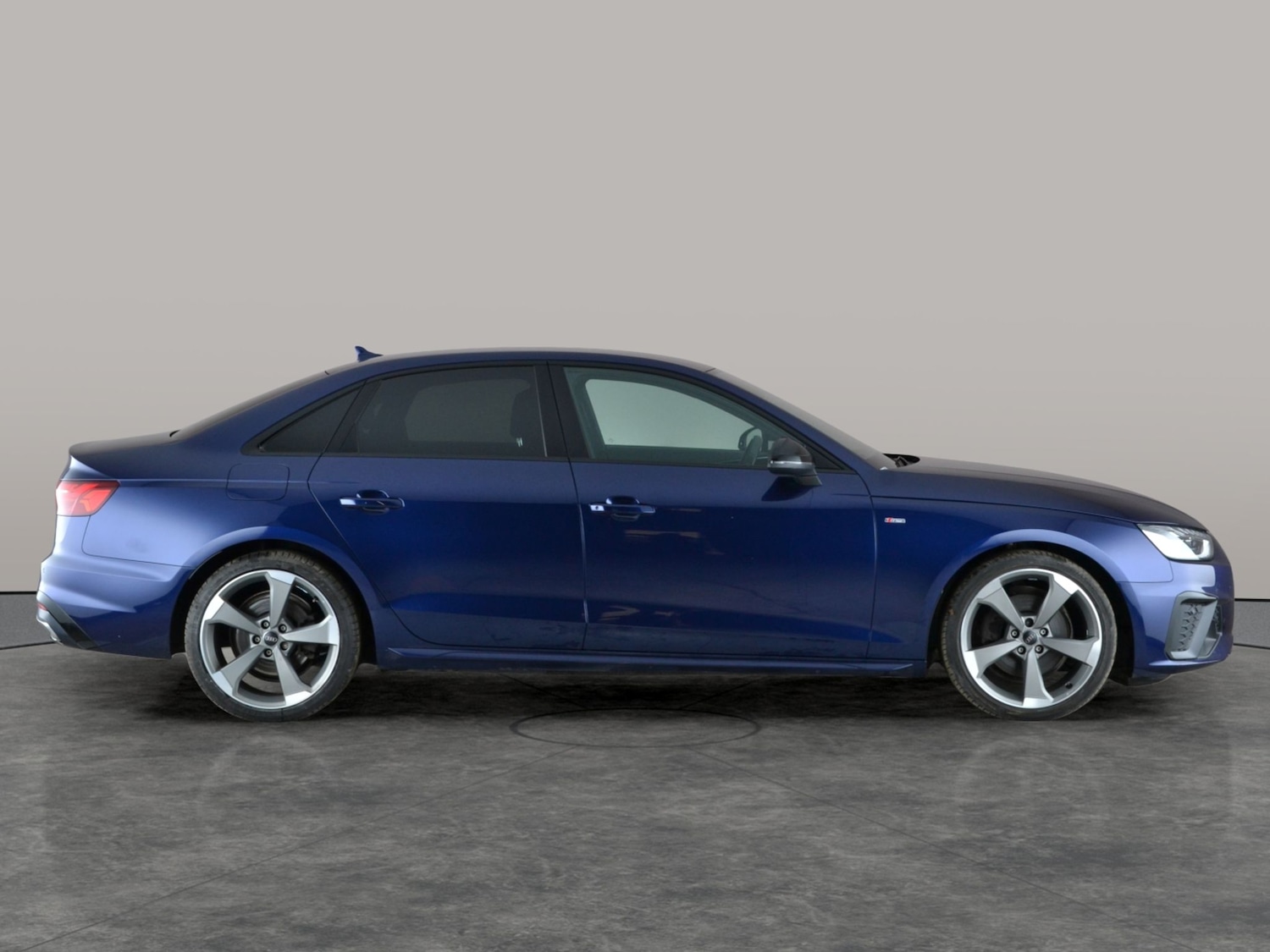 Used Audi A4 2019 for sale - 77160901: Photo 9