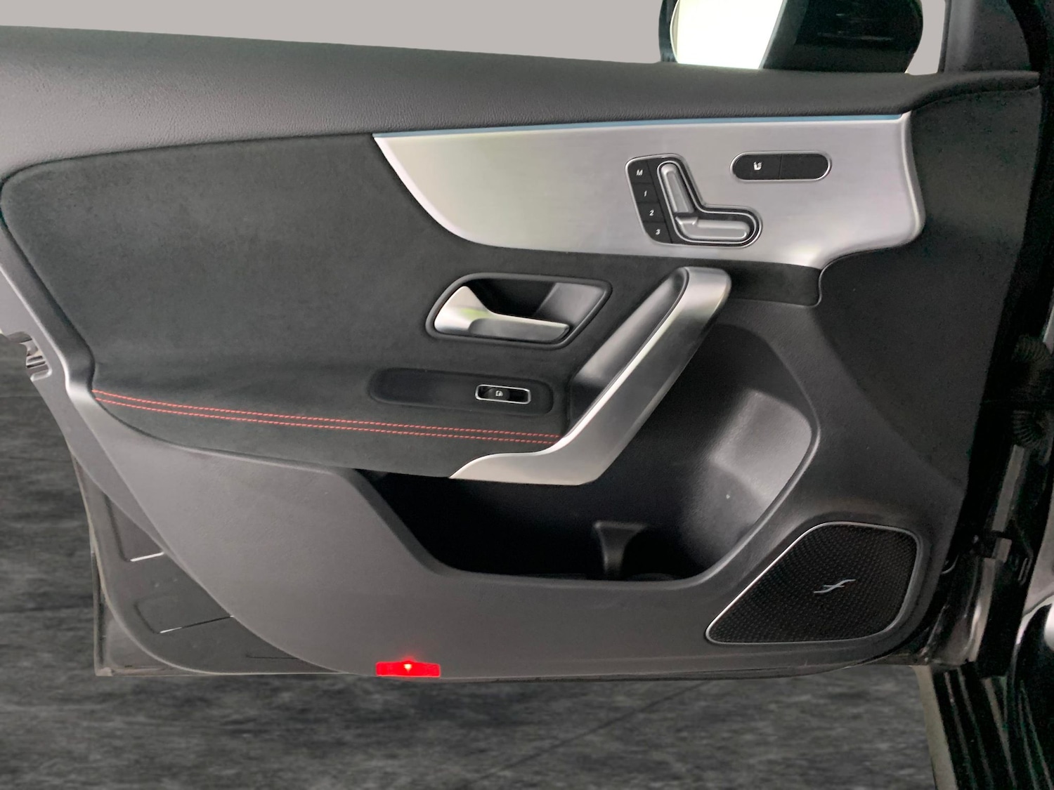 Used Mercedes-Benz A-Class 2019 for sale - 76178291: Photo 38