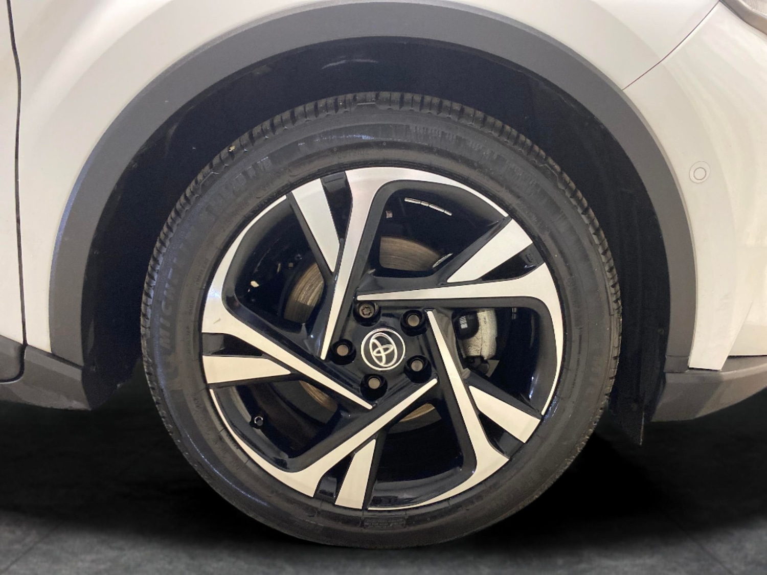 Used Toyota C-HR 2023 for sale - 78132605: Photo 24